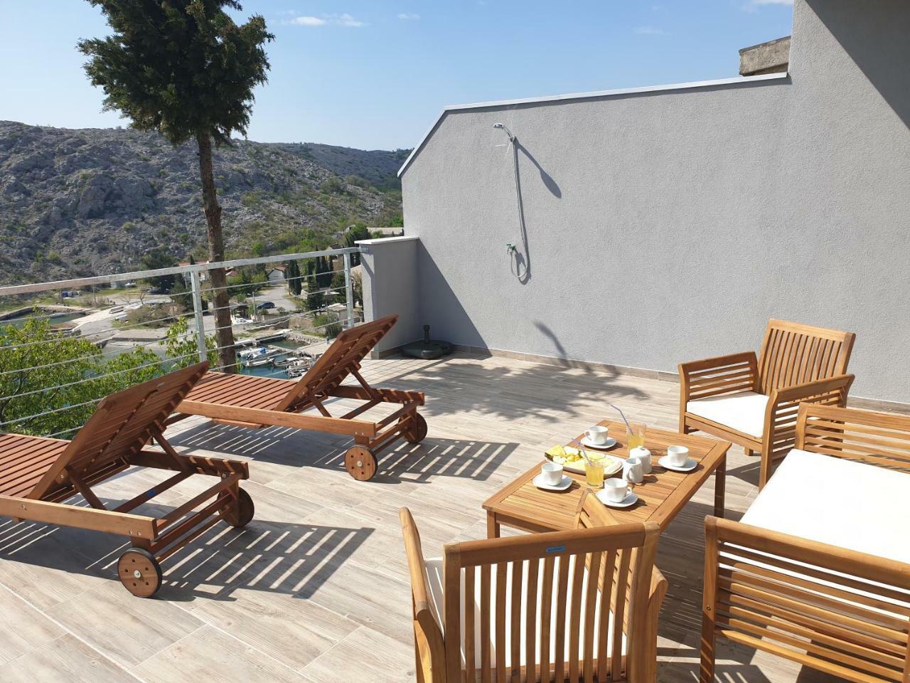 Best View Apartments Cesarica Esterno foto