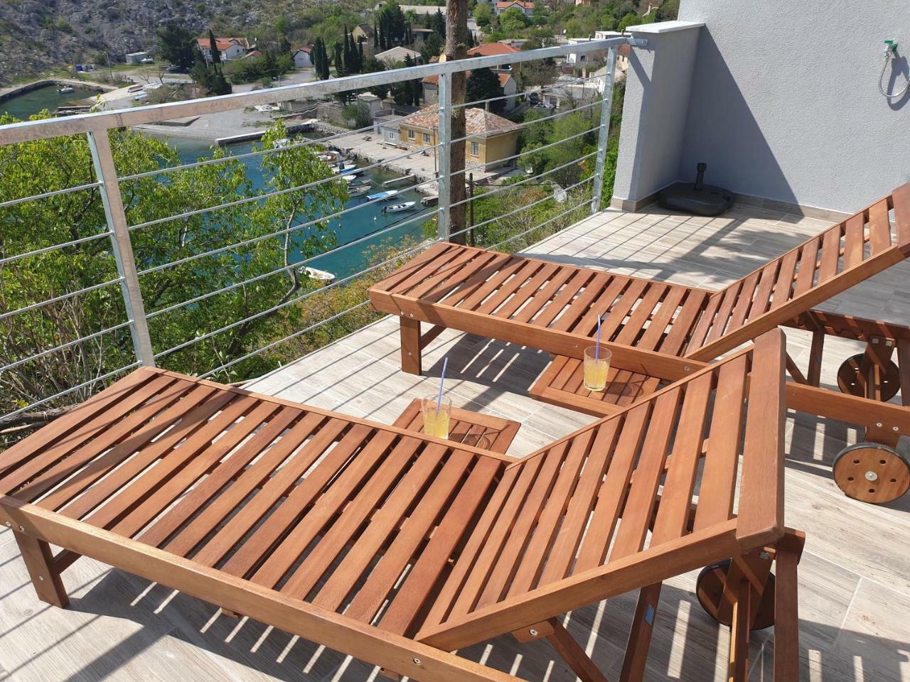 Best View Apartments Cesarica Esterno foto