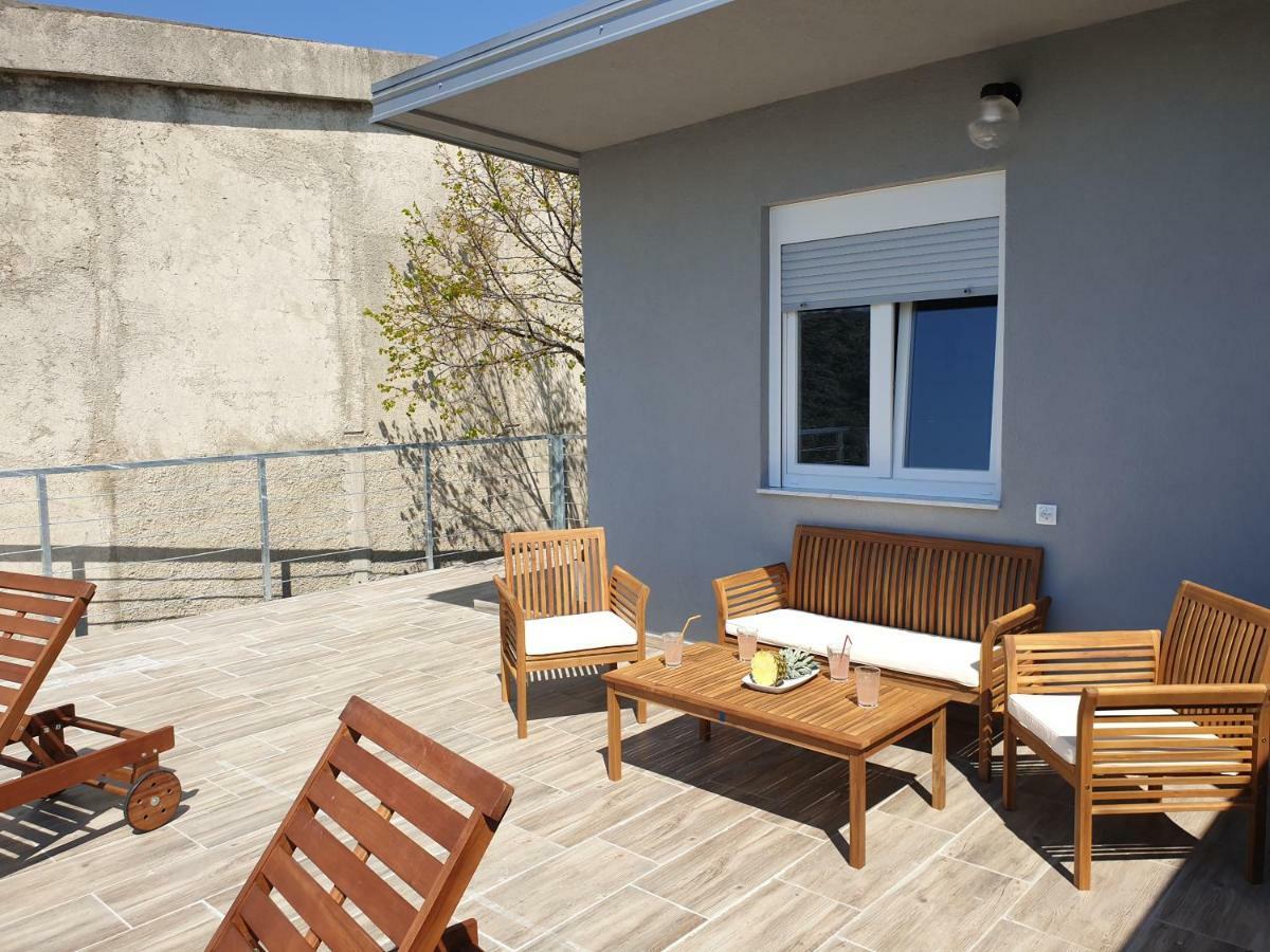 Best View Apartments Cesarica Esterno foto